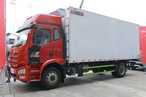 FAW Jiefang J6L Soğutmalı Damperli Damperli Kamyon 240hp 4X2 6.8m