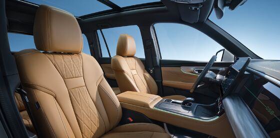 GAC GS8 STOCK Yeni SUV'lar