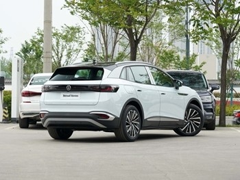 ID4X Volkswagon Elektrikli 4 Tekerlekten Çekiş SUV Kilometre 555km