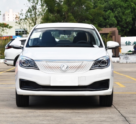 120kw 230NM Uzun Menzilli Dongfeng Elektrikli Arabalar Sedan AEOLUS E70