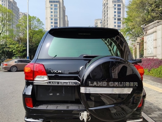 Dingil mesafesi 2850mm Kullanılmış Lüks SUV