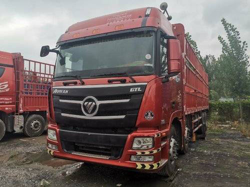 Kullanılmış 2016 Cummins 350HP Foton Kargo Kutusu Römork Kamyonu 12 Hız