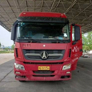 İkinci El 2017 Beiben 500HP Traktör Kafa Kamyonu 6X4 V3ET Euro 5