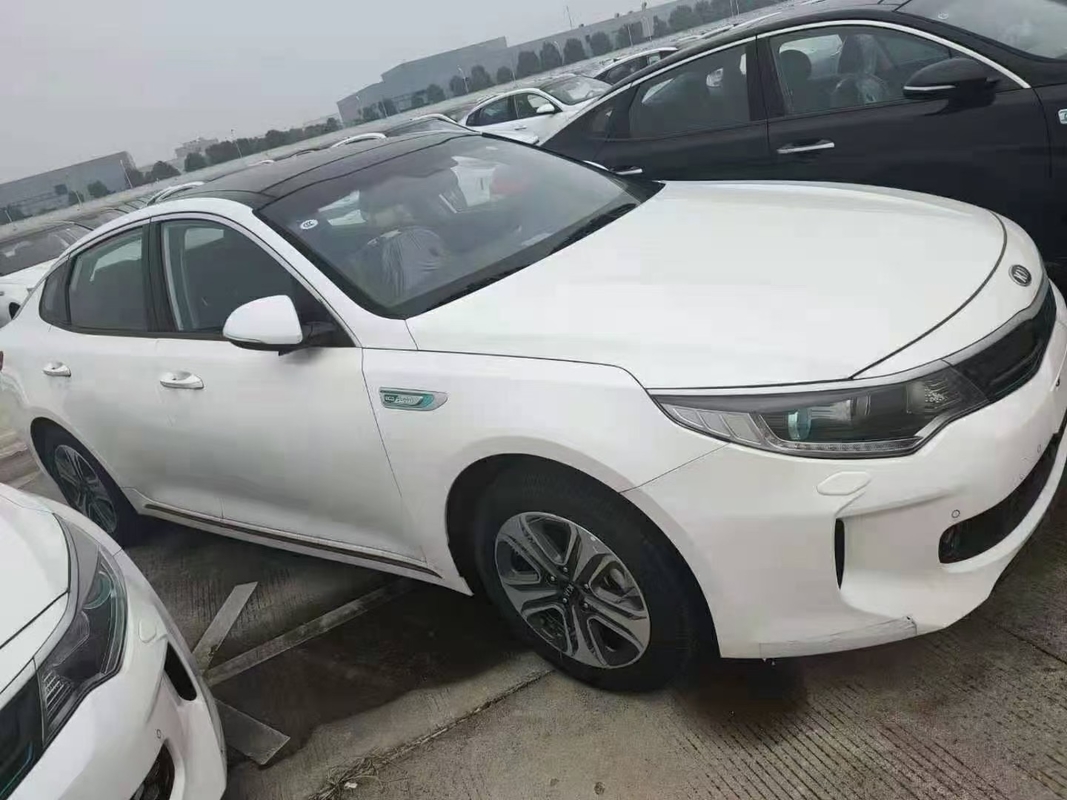 Kia K5 Hybrid 2.0L GLS 6 Hız AT Sedan Kullanılmış Orta Boy Araba 115kw